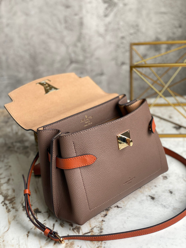 l0*is V*t0n lockme ever bb