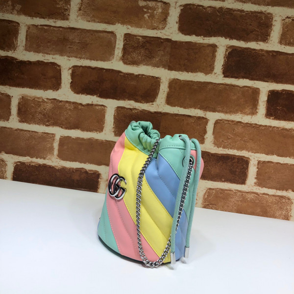 G*u*i gg marmont mini bucket bag