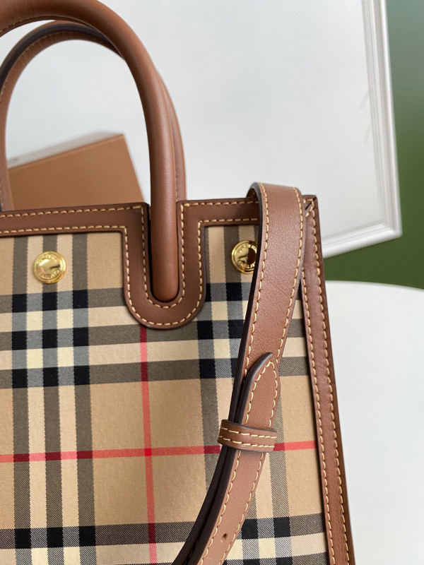 B**rry mini vintage check two-handle title bag
