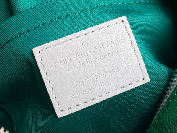 l0*is V*t0n mini soft trunk