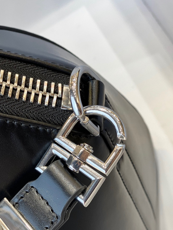 GIENVCHY ANTIGONA MINI/SMALL/MEDIUM IN SMOOTH LEATHER