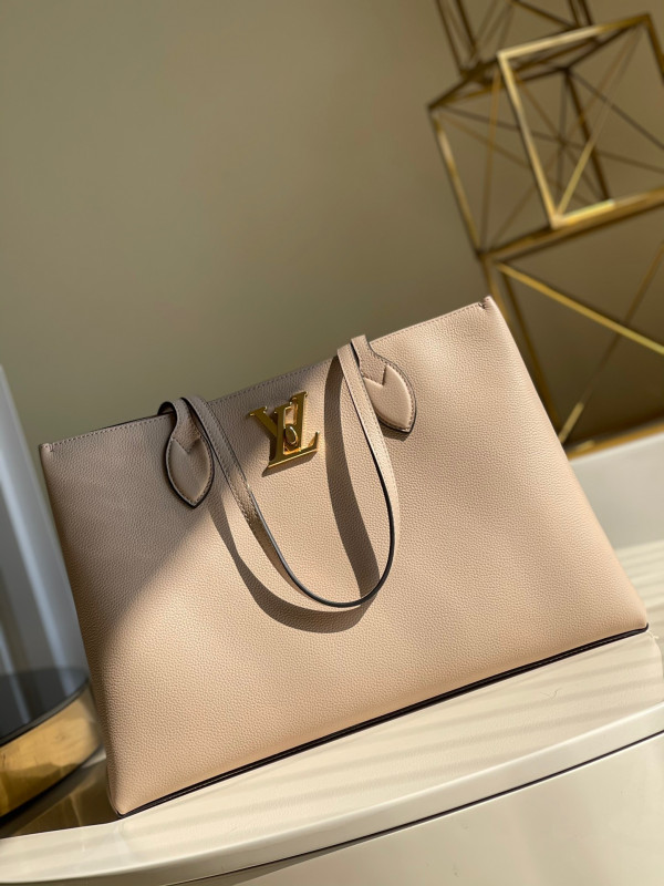 l0*is V*t0n lockme shopper