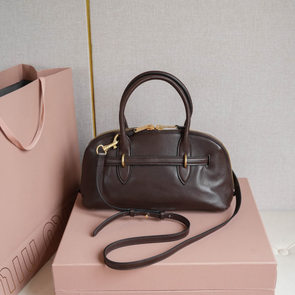 M*um*u aventure nappa leather top-handle bag