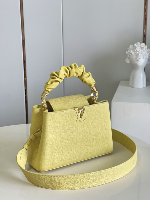 l0*is V*t0n capucines bb