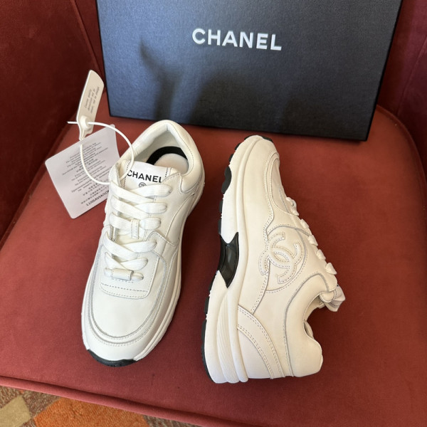 CL WOMEN SNEAKER