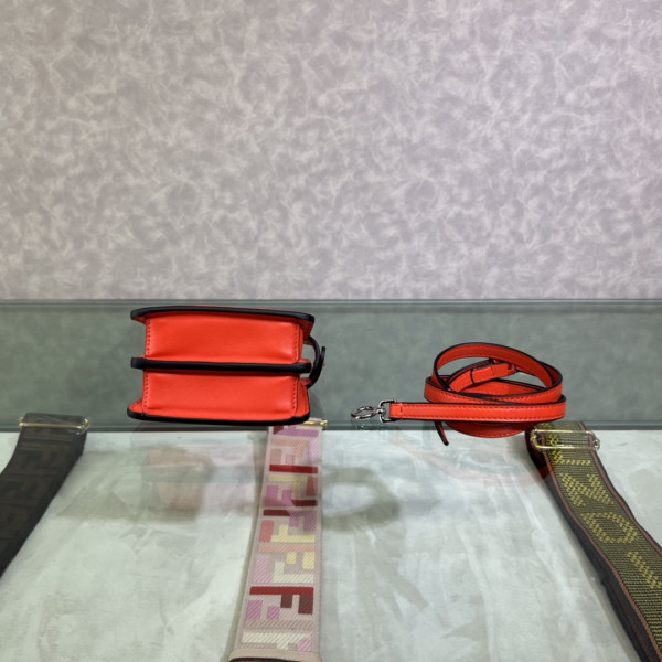 F**di nano peekaboo maxi handle