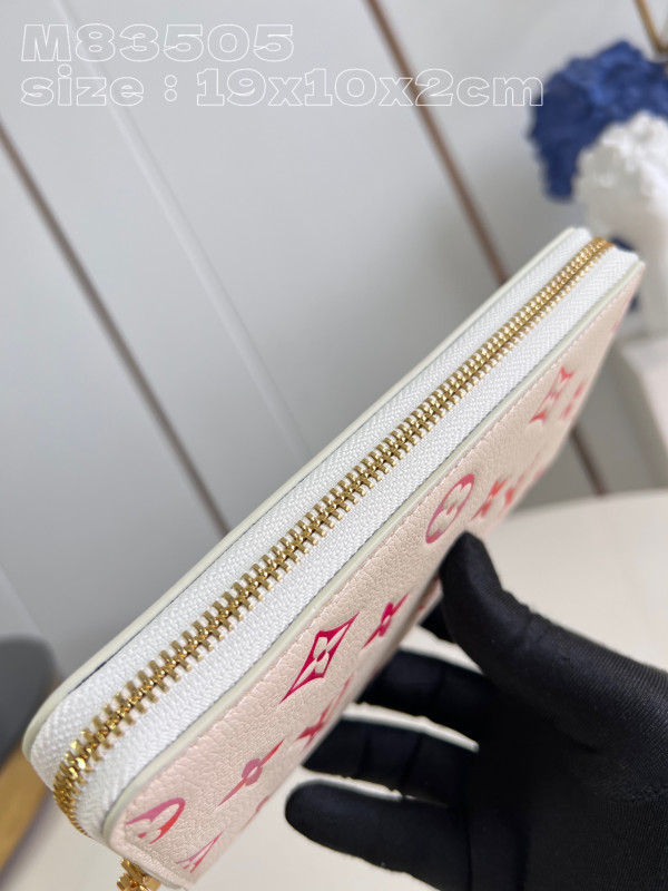 l0*is V*t0n zippy wallet-10*20*2 cm