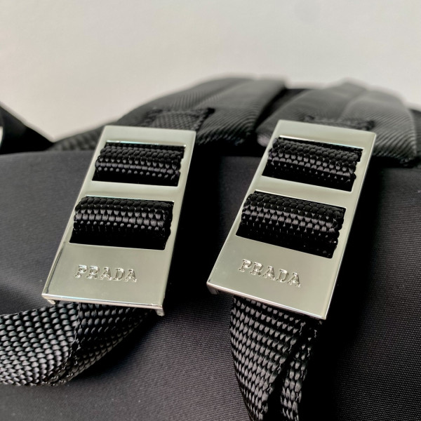 Pra*a backpack-29*40*17cm