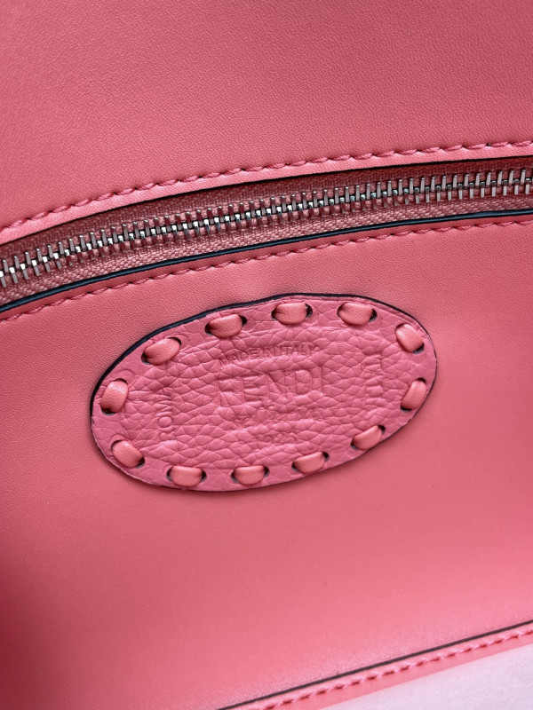 F**di baguette-26*13*6cm