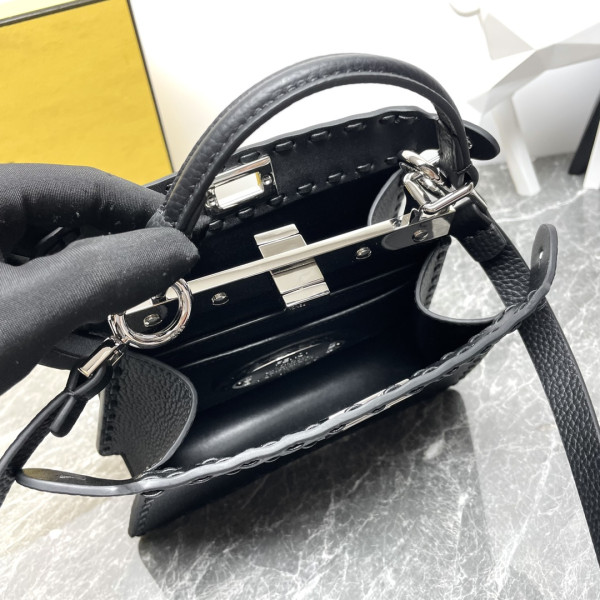 F**di peekaboo iseeu petite-20x11x15cm