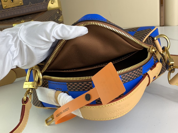 l0*is V*t0n chess messenger-24*24*8cm