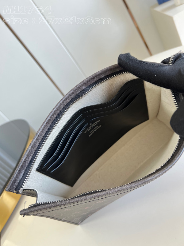 l0*is V*t0n pochette voyage-27*21*6cm