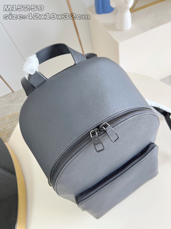 l0*is V*t0n discovery work - 42*19*32cm